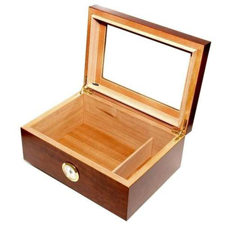 Humidor z szybką - brązowy/ 55 cygar